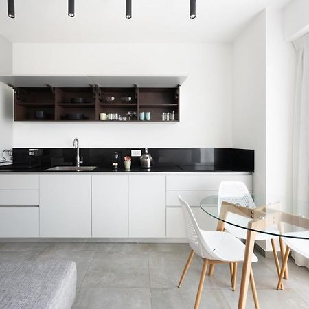 Yefet - By Beach Apartments Tlv Tel-Aviv Kültér fotó
