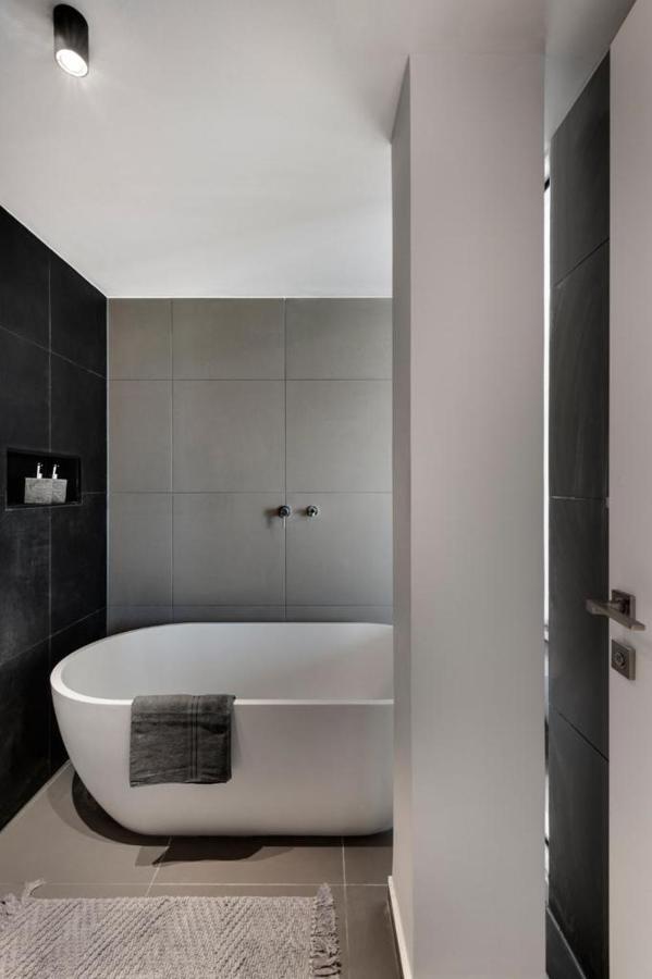 Yefet - By Beach Apartments Tlv Tel-Aviv Kültér fotó