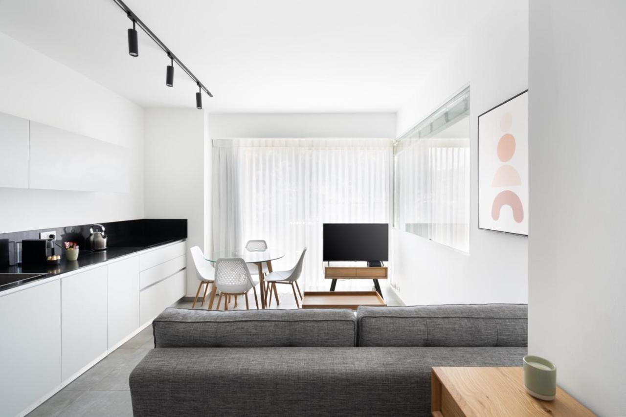 Yefet - By Beach Apartments Tlv Tel-Aviv Kültér fotó
