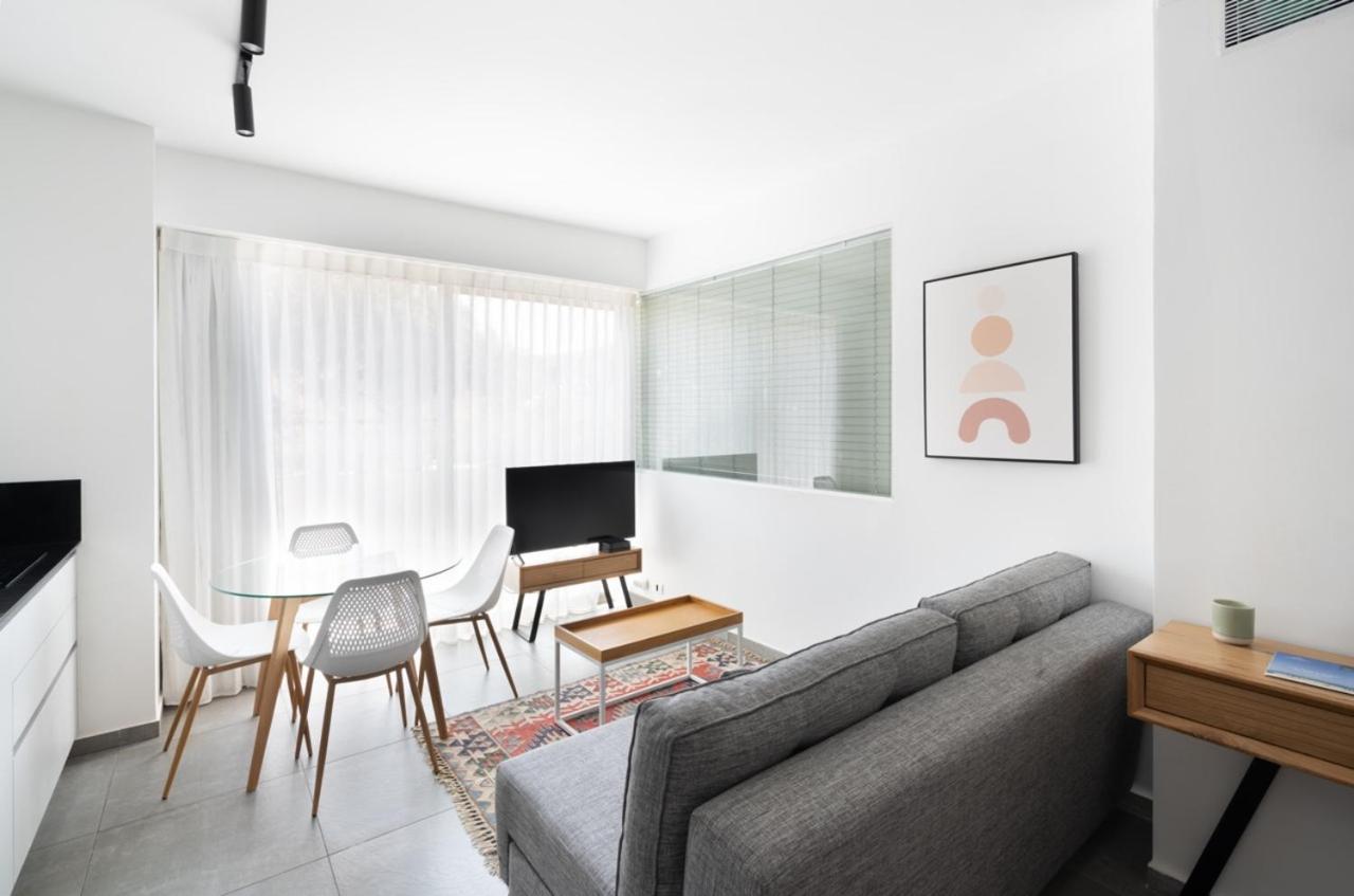 Yefet - By Beach Apartments Tlv Tel-Aviv Kültér fotó